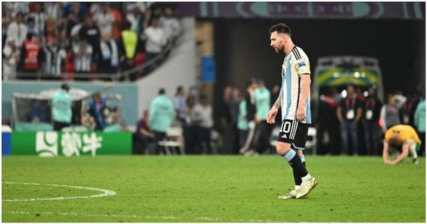 Messi là người đi bộ trên sân nhiều nhất ở World Cup 2022. Ảnh: Anthony Stanley/ Getty. Messi là người đi bộ trên sân nhiều nhất ở World Cup 2022. Ảnh: Anthony Stanley/ Getty.