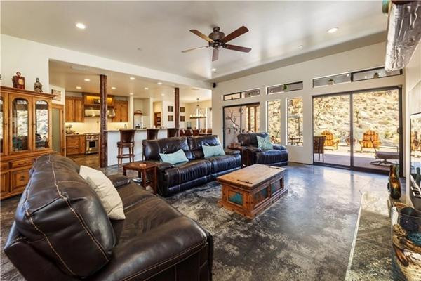 Một góc trong căn nhà mà Heard vừa bán. Ảnh: The Glen Realty. Một góc trong căn nhà mà Heard vừa bán. Ảnh: The Glen Realty.