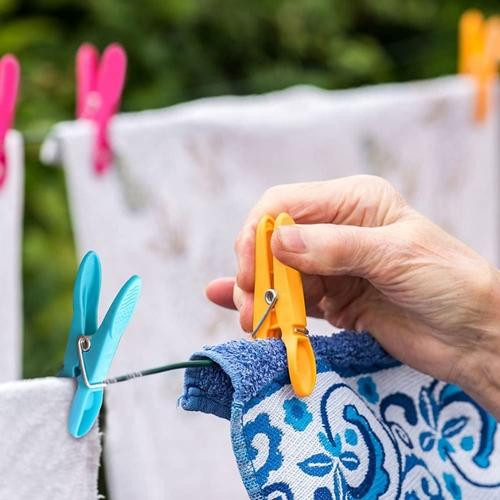 Không thể hiểu nổi logic của việc đột nhập nhà người khác rồi phơi quần áo. Ảnh minh họa: Media Amazon. Không thể hiểu nổi logic của việc đột nhập nhà người khác rồi phơi quần áo. Ảnh minh họa: Media Amazon.