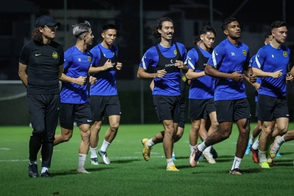 Báo chí Malaysia hy vọng đội tuyển của họ sẽ chấm dứt chuỗi trận không thắng (từ năm 2014) trước ĐT Việt Nam. Ảnh: Bernama. Báo chí Malaysia hy vọng đội tuyển của họ sẽ chấm dứt chuỗi trận không thắng (từ năm 2014) trước ĐT Việt Nam. Ảnh: Bernama.