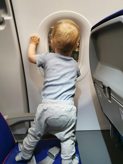 Asya có con nhỏ đi cùng nên càng thêm phẫn nộ. Ảnh: Asya. Asya có con nhỏ đi cùng nên càng thêm phẫn nộ. Ảnh: Asya.