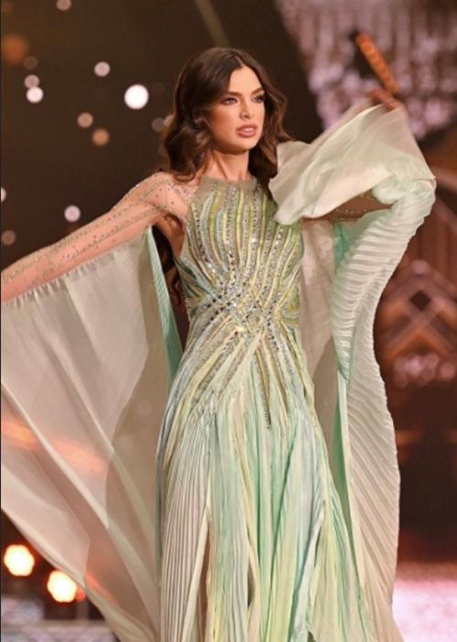 Nadia ở Miss Universe 2021. Ảnh: GeoTV.