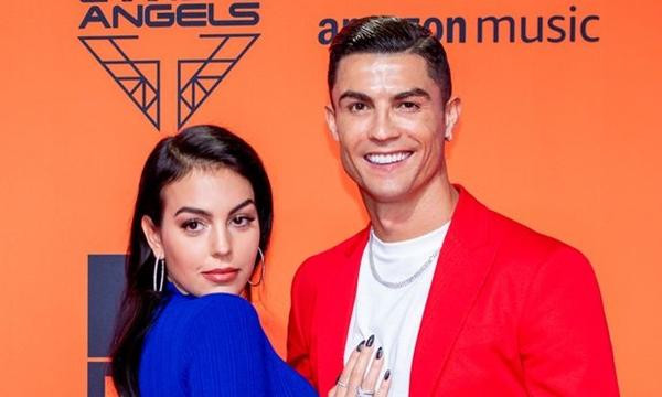Ronaldo và Georgina. Ảnh: SIPA USA/ PA Images. Ronaldo và Georgina. Ảnh: SIPA USA/ PA Images.