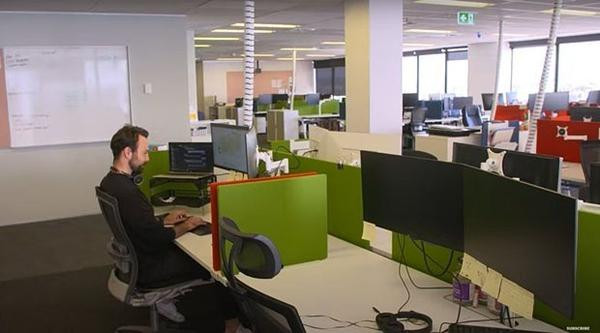 Một phòng làm việc của Actionstep. Ảnh: YouTube. Một phòng làm việc của Actionstep. Ảnh: YouTube.