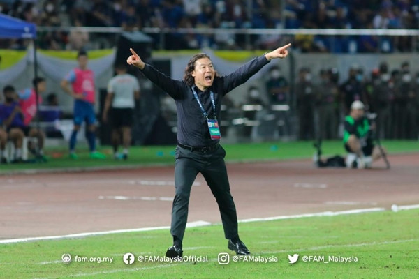 HLV Kim dành nhiều lời khen ngợi cho HLV Park và ĐT Việt Nam, nhưng vẫn rất tự tin. Ảnh: FAM. HLV Kim dành nhiều lời khen ngợi cho HLV Park và ĐT Việt Nam, nhưng vẫn rất tự tin. Ảnh: FAM.