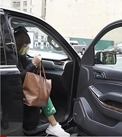 Harnaaz khi đến New York (Mỹ). Ảnh: Beauty Pageants. Harnaaz khi đến New York (Mỹ). Ảnh: Beauty Pageants.