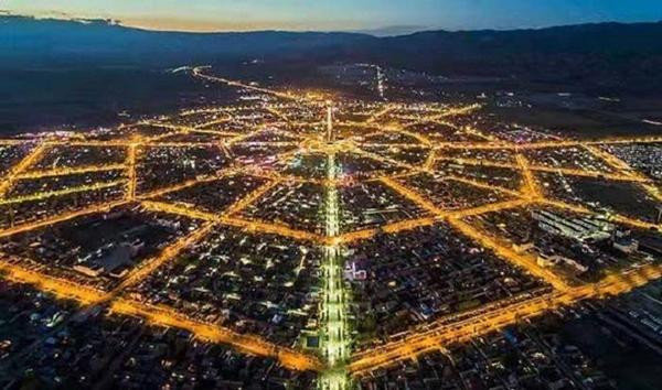 Khi thành phố lên đèn. Ảnh: YouTube. Khi thành phố lên đèn. Ảnh: YouTube.