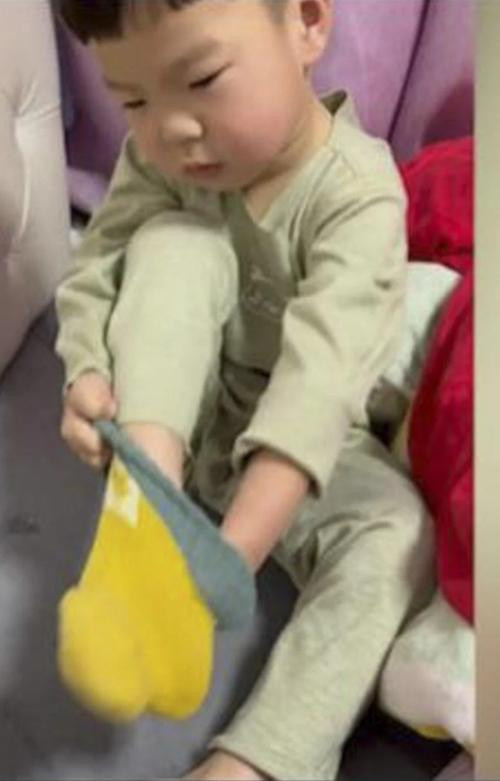 Sensen thích tự tập làm mọi việc. Ảnh: NVCC/ Yahoo.