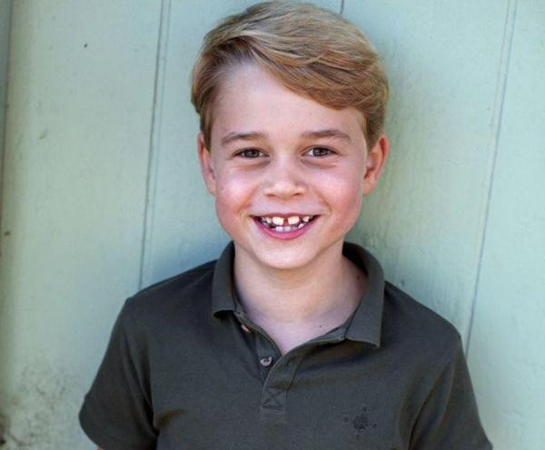 Hoàng tử George - con trai lớn của nhà William và Kate - tuổi Rắn. Ảnh: Duchess of Cambridge. Hoàng tử George - con trai lớn của nhà William và Kate - tuổi Rắn. Ảnh: Duchess of Cambridge.