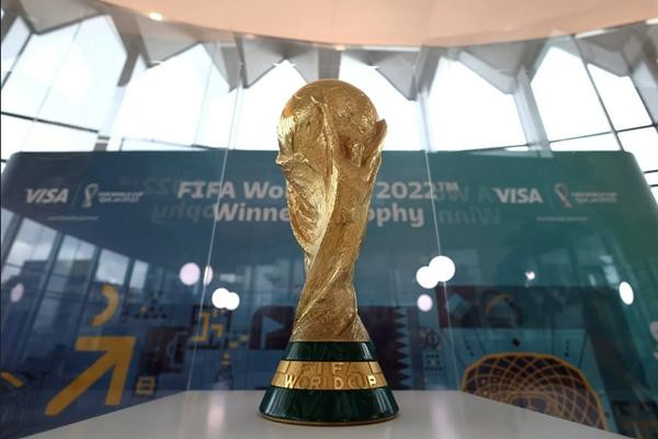 Cúp giành cho đội vô địch World Cup 2022. Ảnh: EPA-EFE. Cúp giành cho đội vô địch World Cup 2022. Ảnh: EPA-EFE.