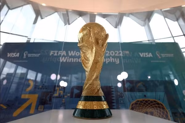 Cúp giành cho đội vô địch World Cup 2022. Ảnh: EPA-EFE.