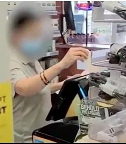 Chỉ vì một "sự cố" mà LaQuedra bỗng giàu to. Ảnh: ABC.