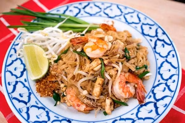 Món pad Thái. Ảnh: Hot Thai Kitchen. Món pad Thái. Ảnh: Hot Thai Kitchen.