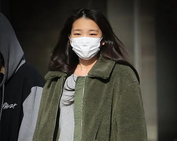 Cựu Công chúa Mako ở Mỹ. Ảnh: Probe-Media for DailyMail. Cựu Công chúa Mako ở Mỹ. Ảnh: Probe-Media for DailyMail.