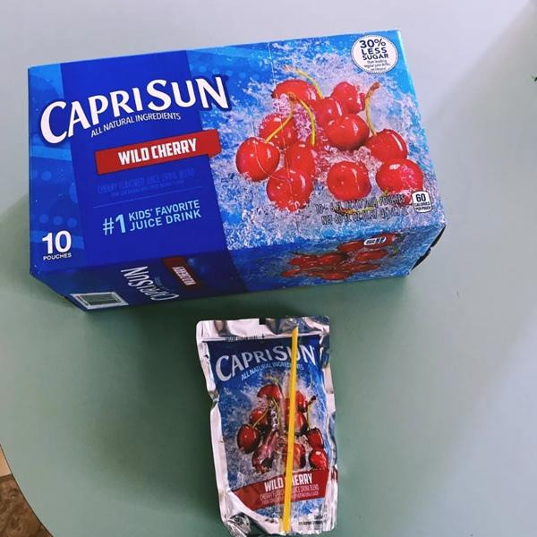 Nhà sản xuất cho biết chỉ vị anh đào dại là có nguy cơ nhiễm hóa chất. Ảnh: Kellen H./ Influenster. Nhà sản xuất cho biết chỉ vị anh đào dại là có nguy cơ nhiễm hóa chất. Ảnh: Kellen H./ Influenster.