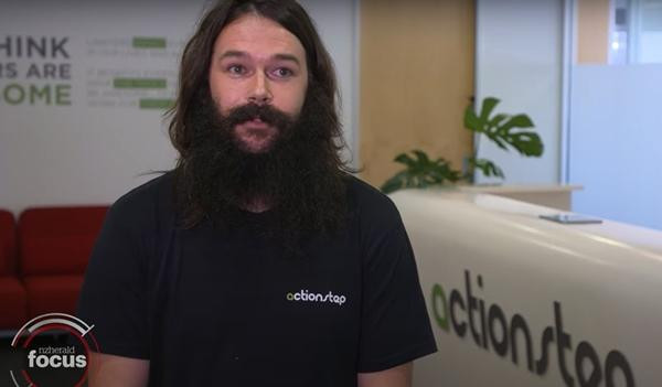 Stevie Mayhew. Ảnh: NZ Herald. Stevie Mayhew. Ảnh: NZ Herald.