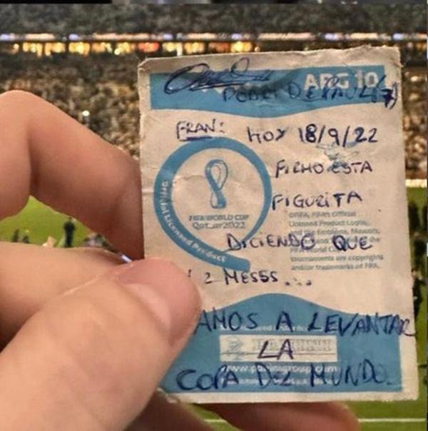 Mẩu giấy của De Paul. Ảnh: Twitter.