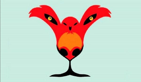 Cũng có người thấy đây là một con chim đang giơ cao đôi cánh.