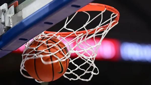 Chỉ vì đội nhà thắng đậm mà HLV bị cấm chỉ đạo một trận. Ảnh minh họa: Keith Gillett/ Icon Sportswire/ Getty Images. Chỉ vì đội nhà thắng đậm mà HLV bị cấm chỉ đạo một trận. Ảnh minh họa: Keith Gillett/ Icon Sportswire/ Getty Images.