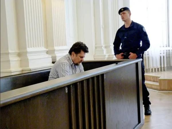 Evaldas ở Tòa án. Ảnh: Reuters/ Alamy Stock Photo. Evaldas ở Tòa án. Ảnh: Reuters/ Alamy Stock Photo.