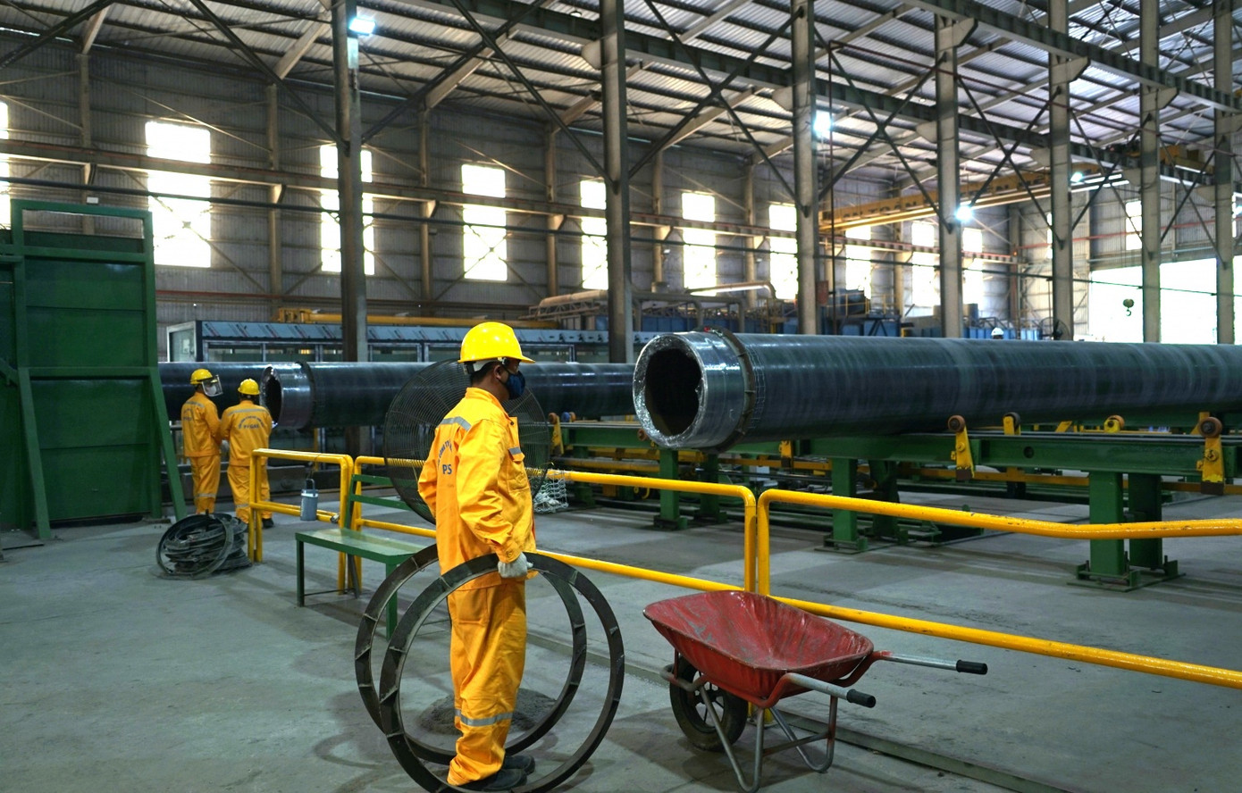 Thi công ống dẫn khí cho Dự án đường ống dẫn khí Lô B - Ô Môn. Ảnh: PetroVietnam.