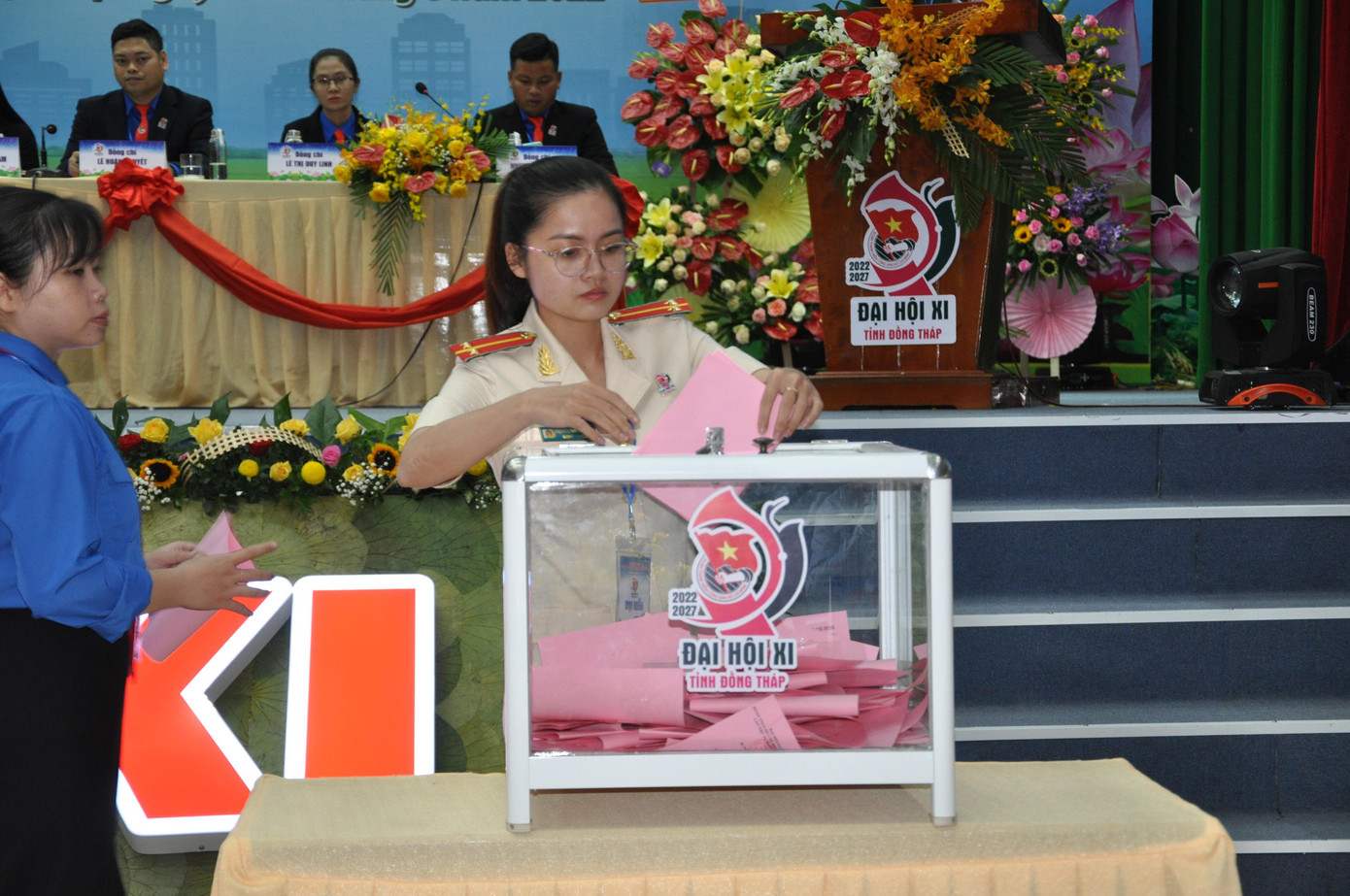 Đại hội đã bầu trực tiếp Bí thư Tỉnh Đoàn, kết quả, anh Huỳnh Minh Thức tiếp tục được bầu làm Bí thư Tỉnh Đoàn Đồng Tháp khóa XI. Đại hội đã bầu trực tiếp Bí thư Tỉnh Đoàn, kết quả, anh Huỳnh Minh Thức tiếp tục được bầu làm Bí thư Tỉnh Đoàn Đồng Tháp khóa XI.