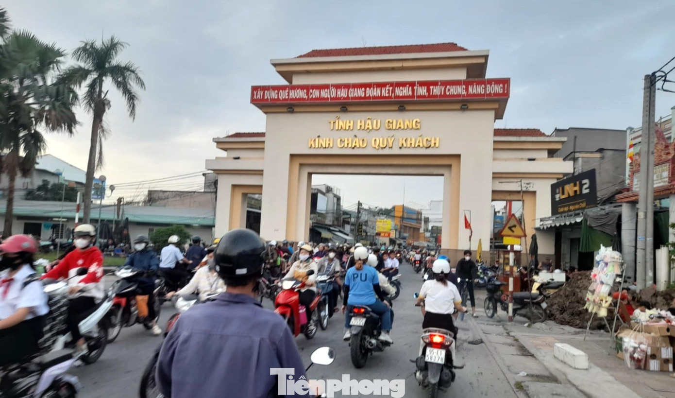 Ngã ba Cái Tắc (huyện Châu Thành A, tỉnh Hậu Giang), giao điểm Quốc lộ 1 với Quốc lộ 61. Ảnh: CK Ngã ba Cái Tắc (huyện Châu Thành A, tỉnh Hậu Giang), giao điểm Quốc lộ 1 với Quốc lộ 61. Ảnh: CK