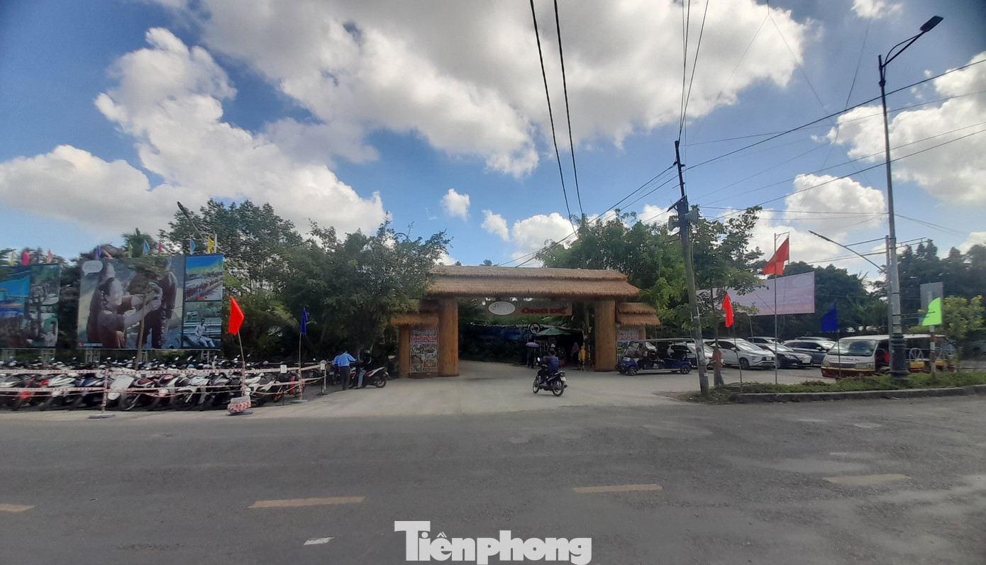 Khu du lịch Ông Đề ở xã Mỹ Khánh, huyện Phong Điền. Khu du lịch Ông Đề ở xã Mỹ Khánh, huyện Phong Điền.