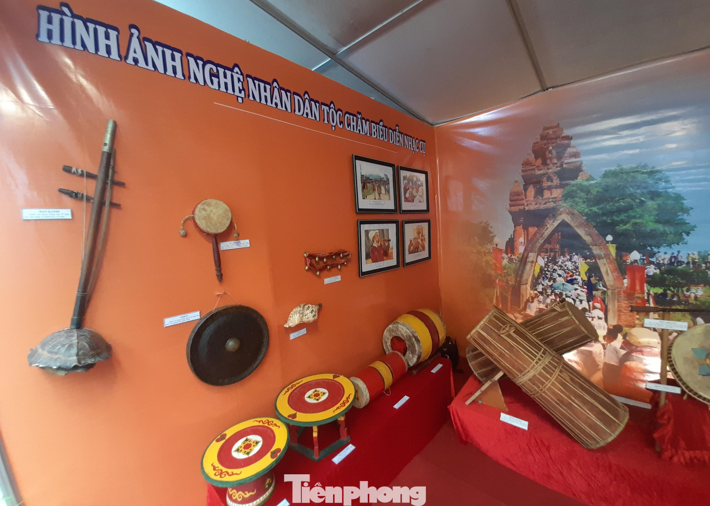 Nhạc cụ truyền thống của đồng bào Chăm ở Ninh Thuận.