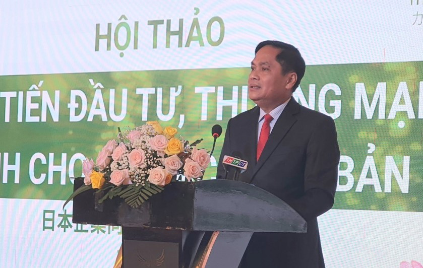 Phó Chủ tịch UBND thành phố Cần Thơ Nguyễn Văn Hồng phát biểu tại hội thảo.