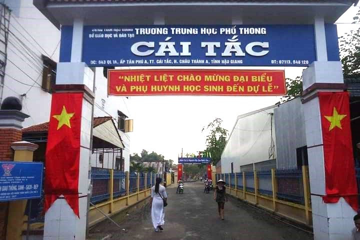 Trường THPT Cái Tắc. Trường THPT Cái Tắc.