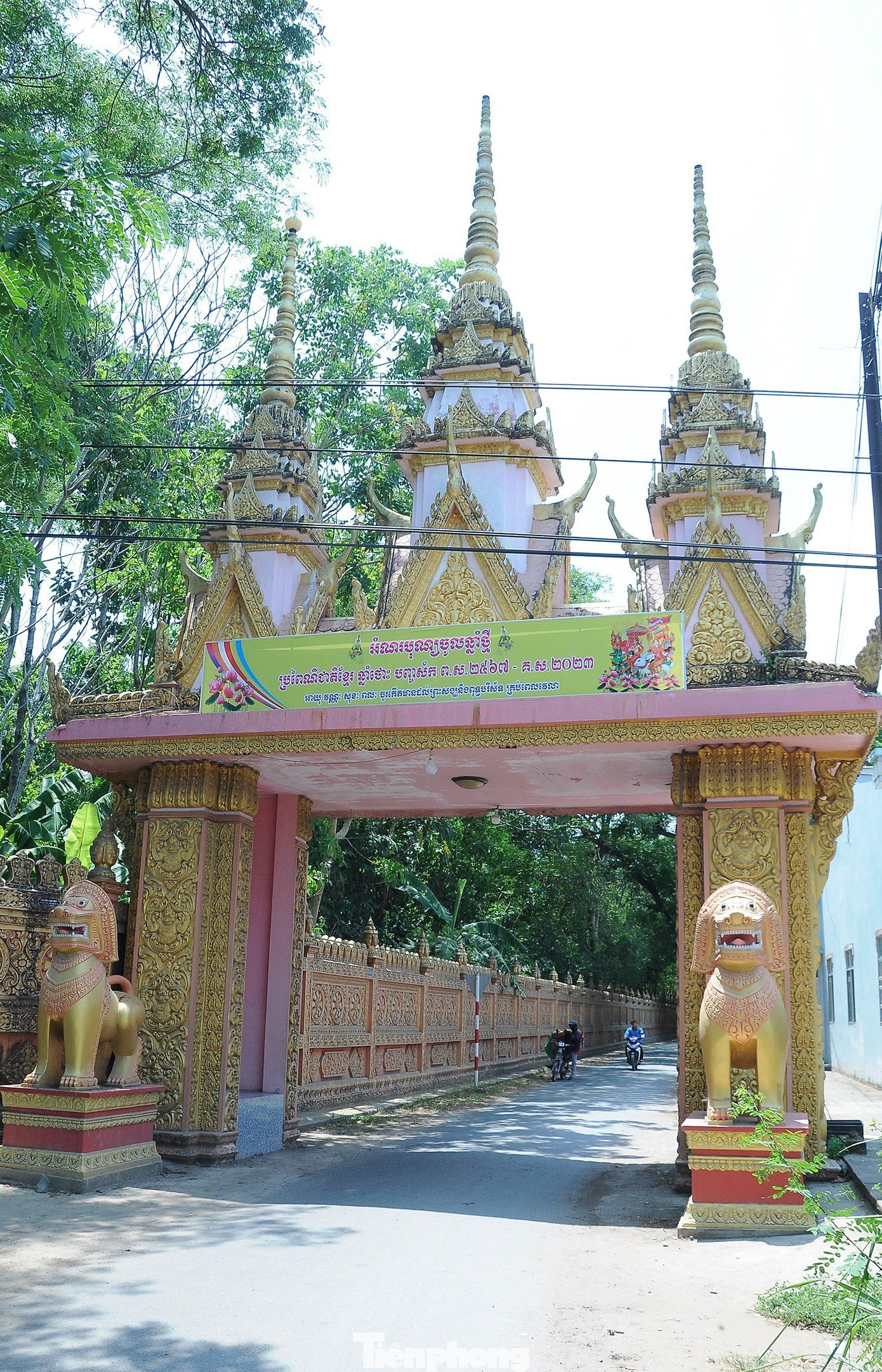 Chùa là nơi diễn ra các sự kiện lớn trong năm của đồng bào Khmer như Tết cổ truyền đón năm mới Chol Thnam Thmay vào tháng 4; lễ Sen Dolta (cúng ông bà, mùa báo hiếu) vào tháng 8; lễ hội Ok Om Bok (cúng trăng) vào tháng 10...