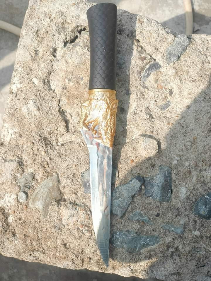 Hung khí giải quyết mâu thuẫn của các đối tượng.