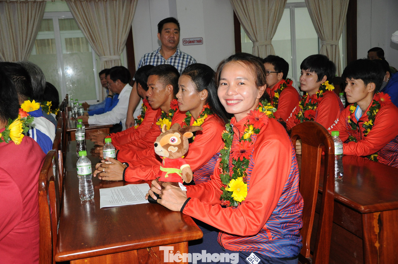 Nụ cười rạng rỡ của VĐV Phạm Thị DIểm, HCV môn Điền kinh. Nụ cười rạng rỡ của VĐV Phạm Thị DIểm, HCV môn Điền kinh.