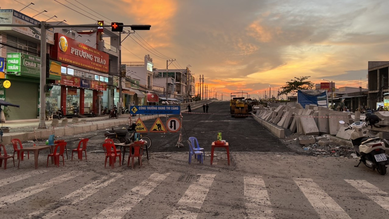 Dự án cầu Cờ Đỏ.