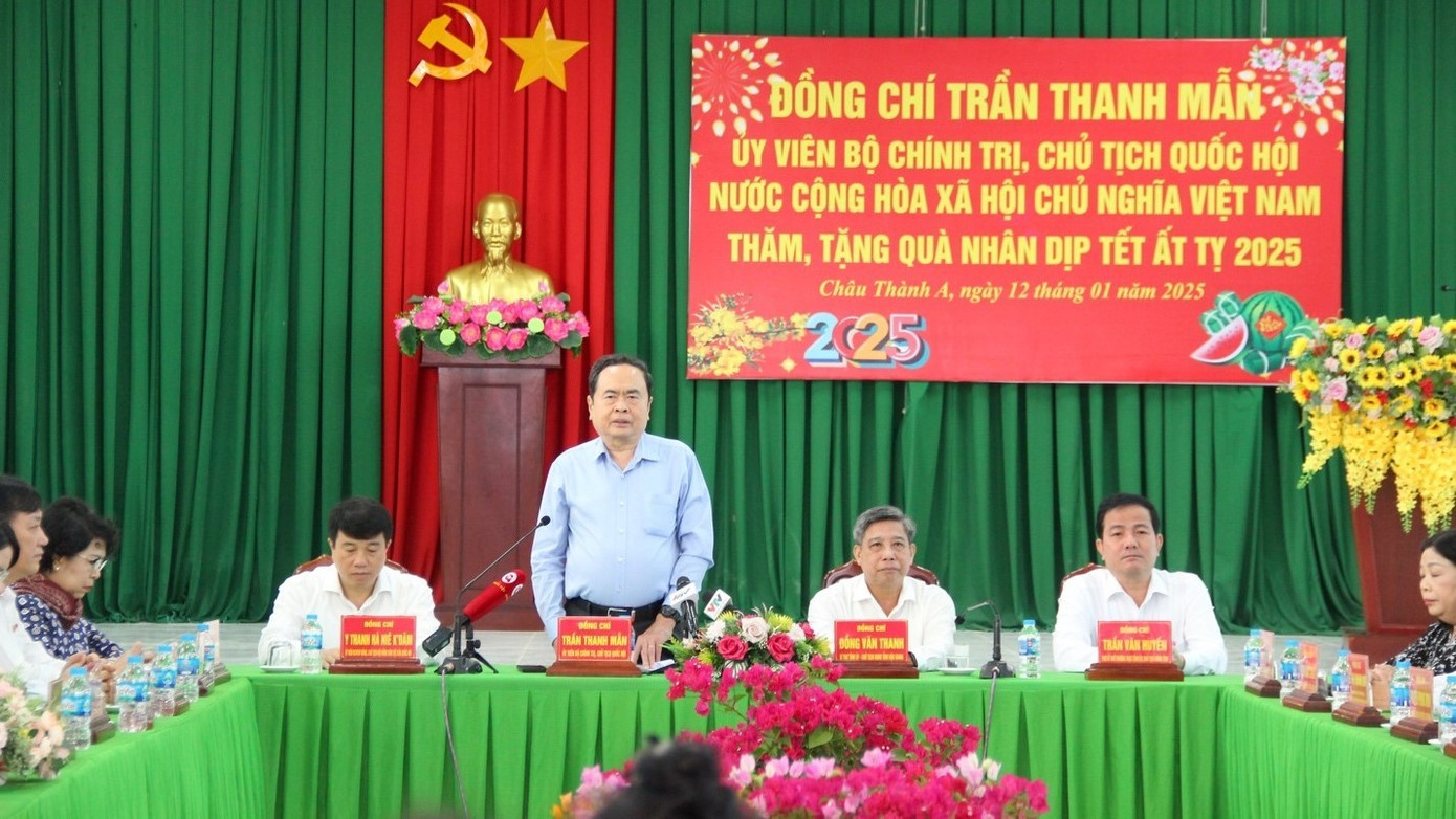 Chủ tịch Quốc hội Trần Thanh Mẫn phát biểu tại xã Thạnh Xuân, huyện Châu Thành A.