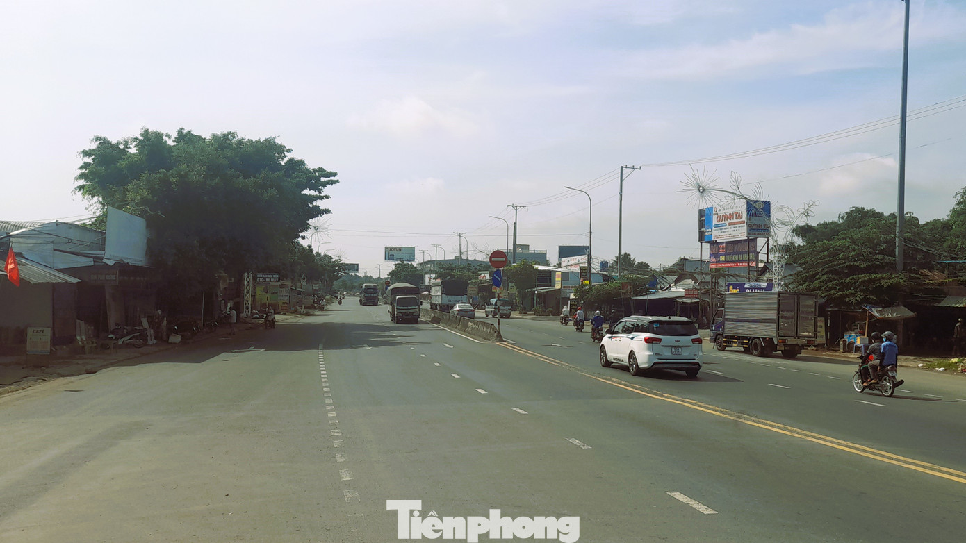 Phía Nam khu quy hoạch giáp đường Võ Nguyên Giáp (từ sông Cần Thơ đến nút giao IC3).