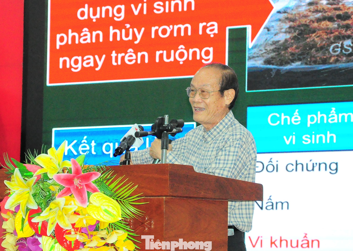 GS.TS Nguyễn Bảo Vệ chia sẻ tại hội thảo. Ảnh: CK. GS.TS Nguyễn Bảo Vệ chia sẻ tại hội thảo. Ảnh: CK.