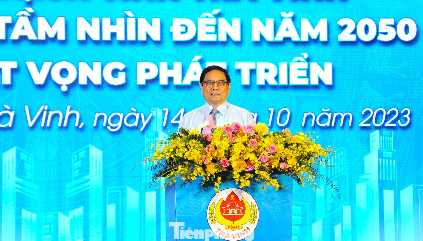 Thủ tướng Phạm Minh Chính phát biểu tại hội nghị. Ảnh: CK