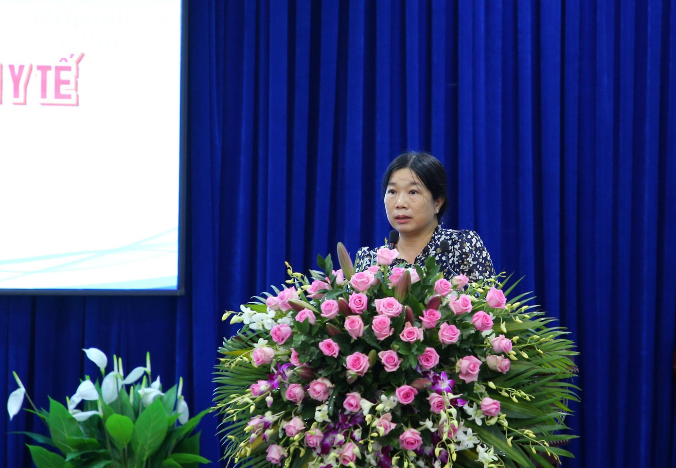 Bác sĩ Ngô Thị Kim Phượng nêu những khó khăn của đơn vị. Bác sĩ Ngô Thị Kim Phượng nêu những khó khăn của đơn vị.