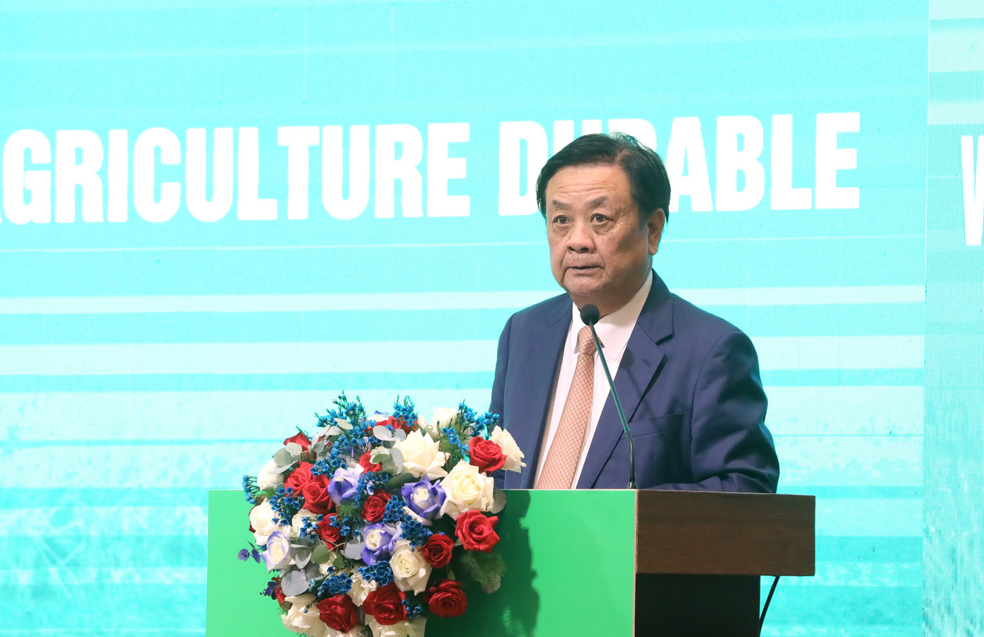 Bộ trưởng Lê Minh Hoan phát biểu.