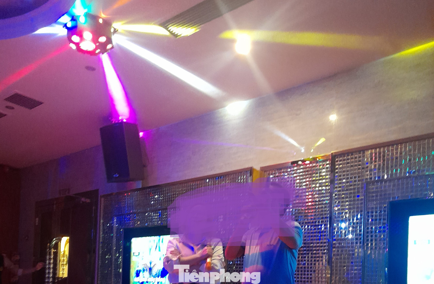 Cần Thơ yêu cầu tăng cường công tác phòng, chống tệ nạn xã hội trong hoạt động kinh doanh dịch vụ karaoke. Ảnh: CK