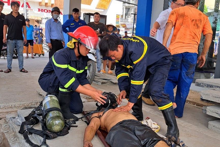 Sơ cứu nạn nhân. Sơ cứu nạn nhân.