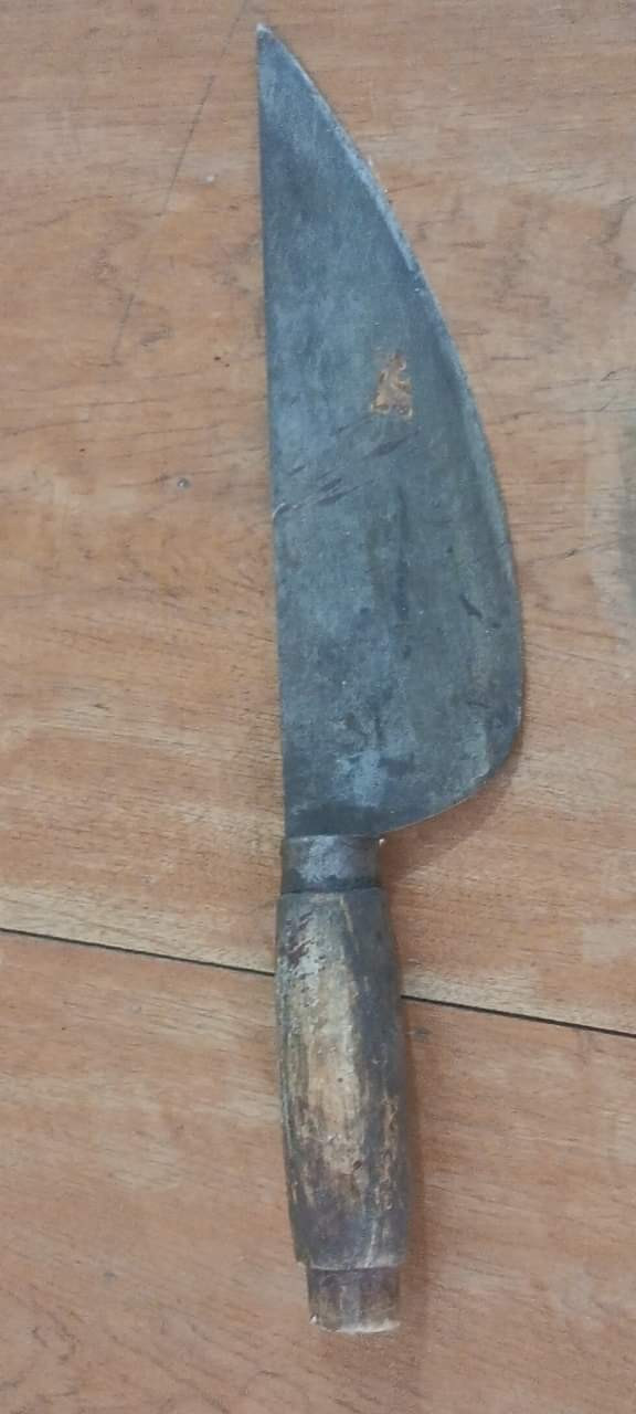 Hung khí giải quyết mâu thuẫn của các đối tượng.