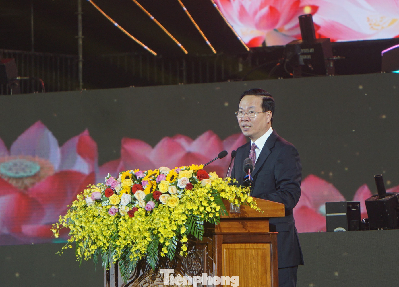 Chủ tịch nước Võ Văn Thưởng phát biểu tại lễ kỷ niệm. Chủ tịch nước Võ Văn Thưởng phát biểu tại lễ kỷ niệm.