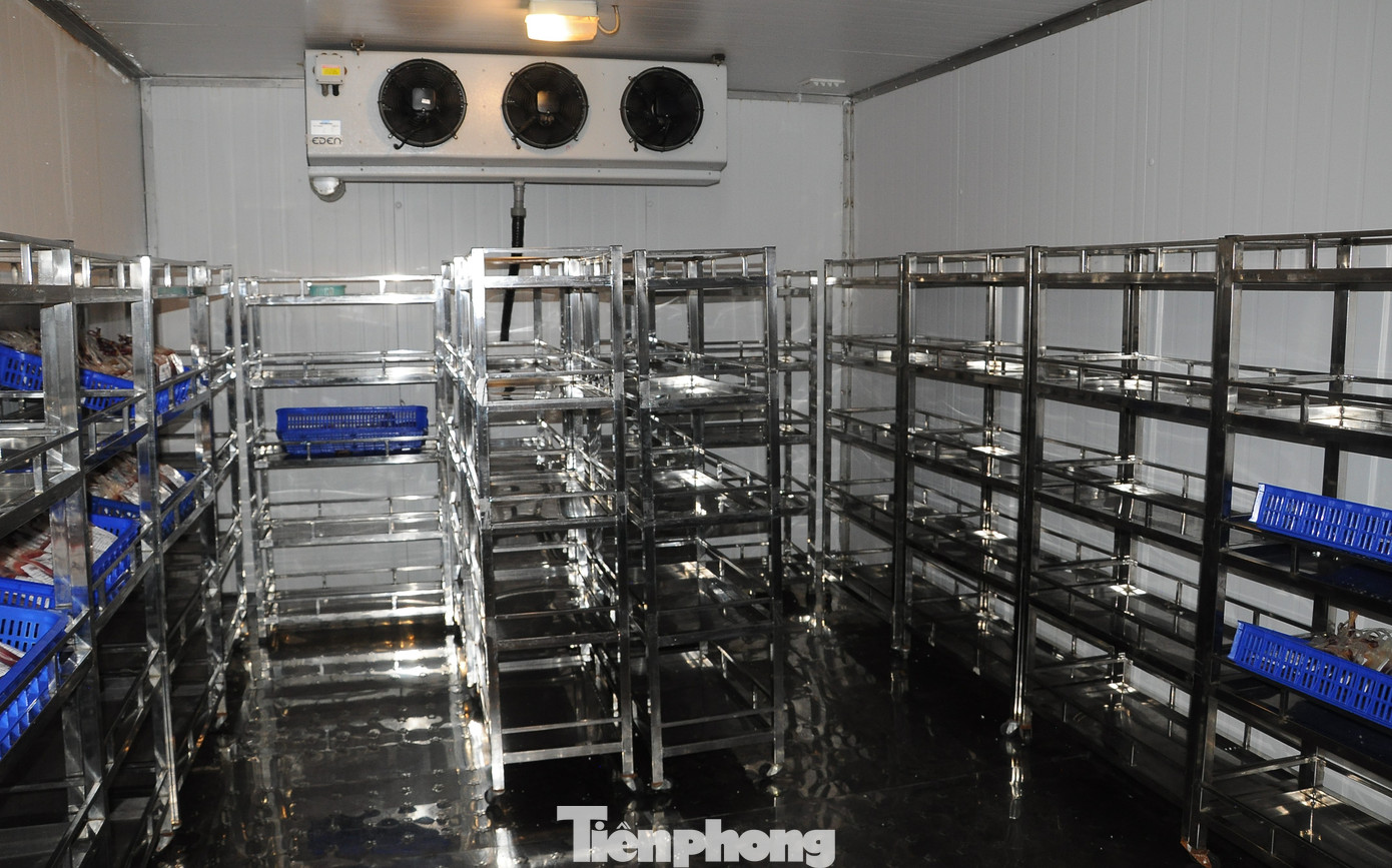 Hiện trạng kho máu của Bệnh viện HH-TM Cần Thơ, tình cảnh chưa từng có kể từ khi thành lập ngân hàng máu ở miền Tây (năm 2008) đến nay. Hiện trạng kho máu của Bệnh viện HH-TM Cần Thơ, tình cảnh chưa từng có kể từ khi thành lập ngân hàng máu ở miền Tây (năm 2008) đến nay.