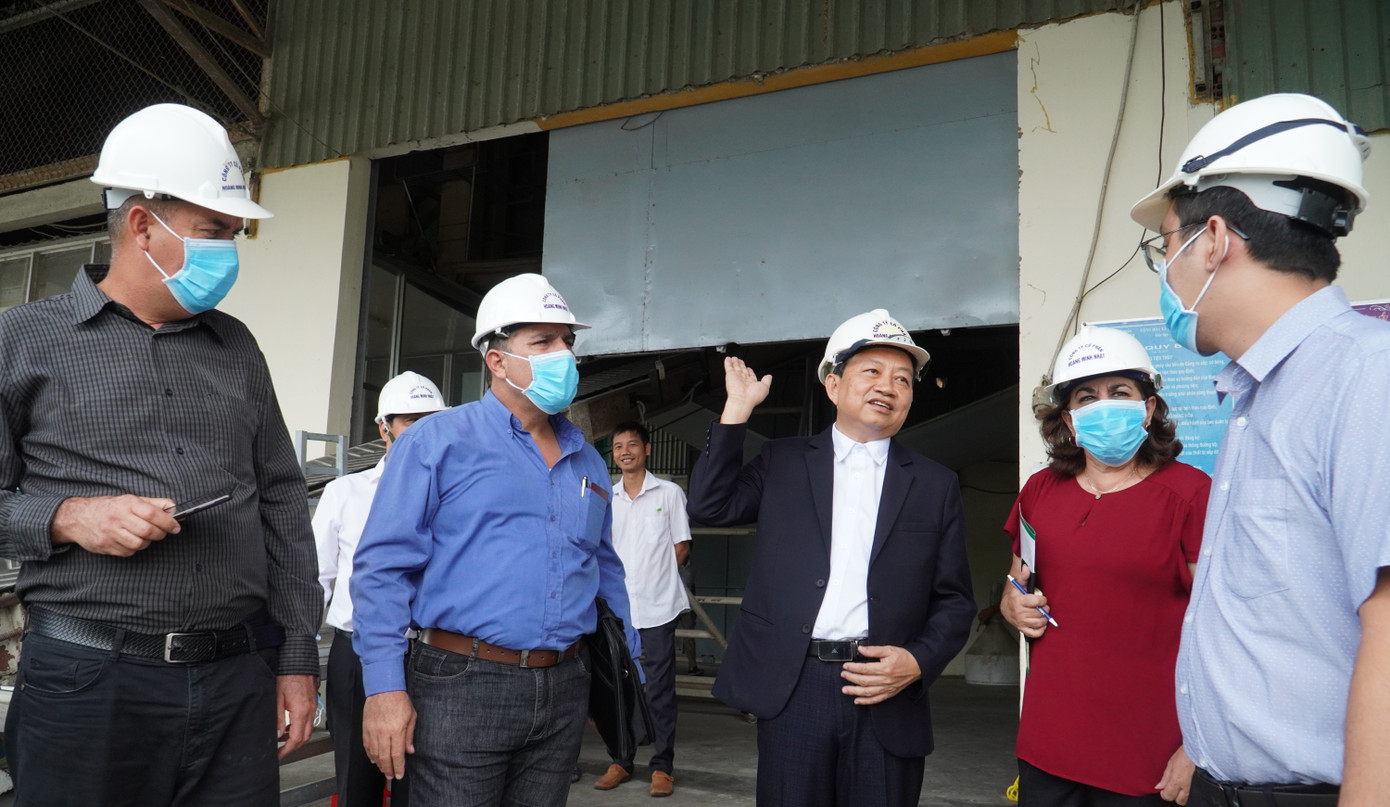 Đoàn công tác thăm Công ty CP Hoàng Minh Nhật (huyện Thới Lai, Cần Thơ). Đoàn công tác thăm Công ty CP Hoàng Minh Nhật (huyện Thới Lai, Cần Thơ).