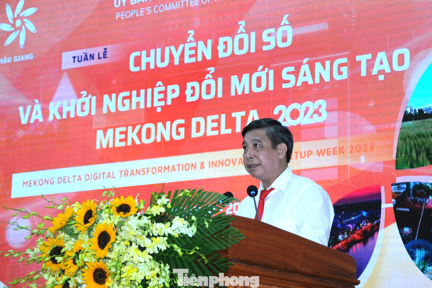 Chủ tịch UBND tỉnh Hậu Giang Đồng Văn Thanh phát biểu khai mạc sự kiện. Ảnh: Cảnh Kỳ. Chủ tịch UBND tỉnh Hậu Giang Đồng Văn Thanh phát biểu khai mạc sự kiện. Ảnh: Cảnh Kỳ.