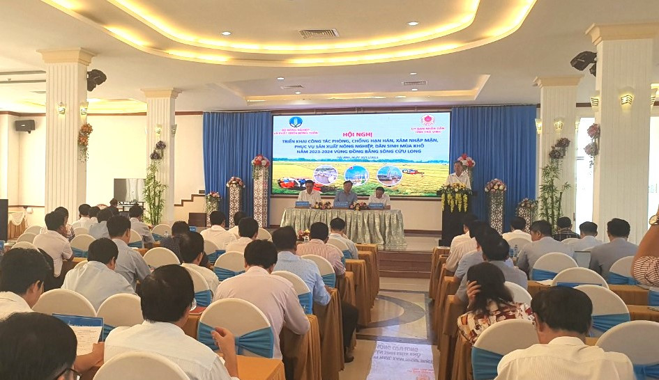 Quang cảnh hội nghị.