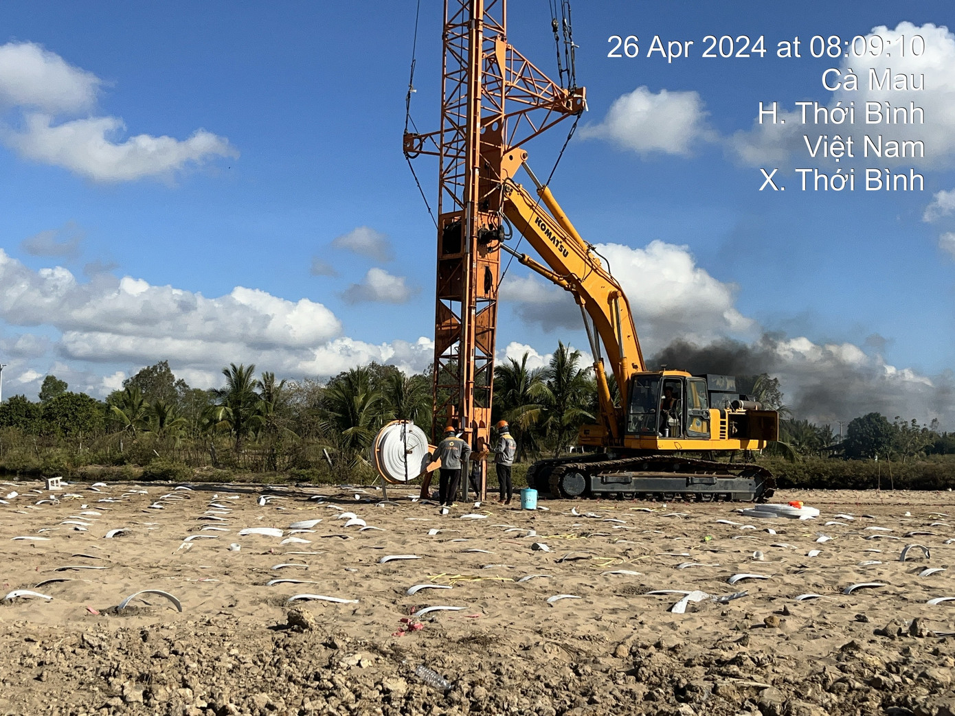 Thi công cao tốc Cần Thơ - Cà Mau đoạn qua huyện Thới Bình, tỉnh Cà Mau.